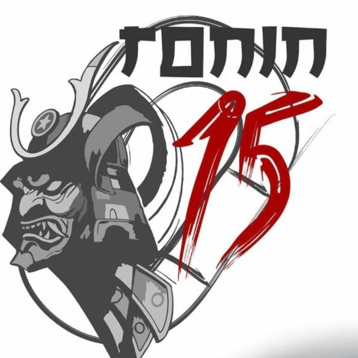 15 Ronins Roller Derby Logo